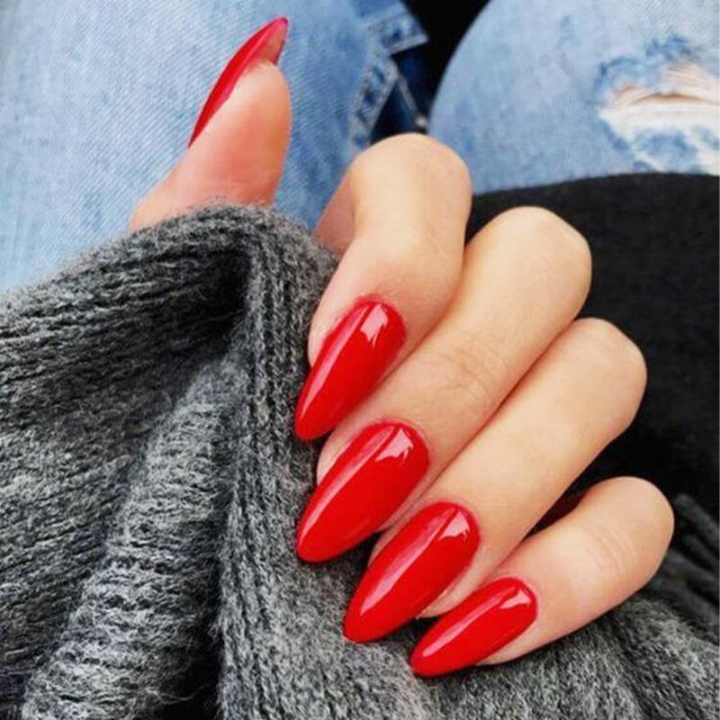 Nail polish liquid barrier