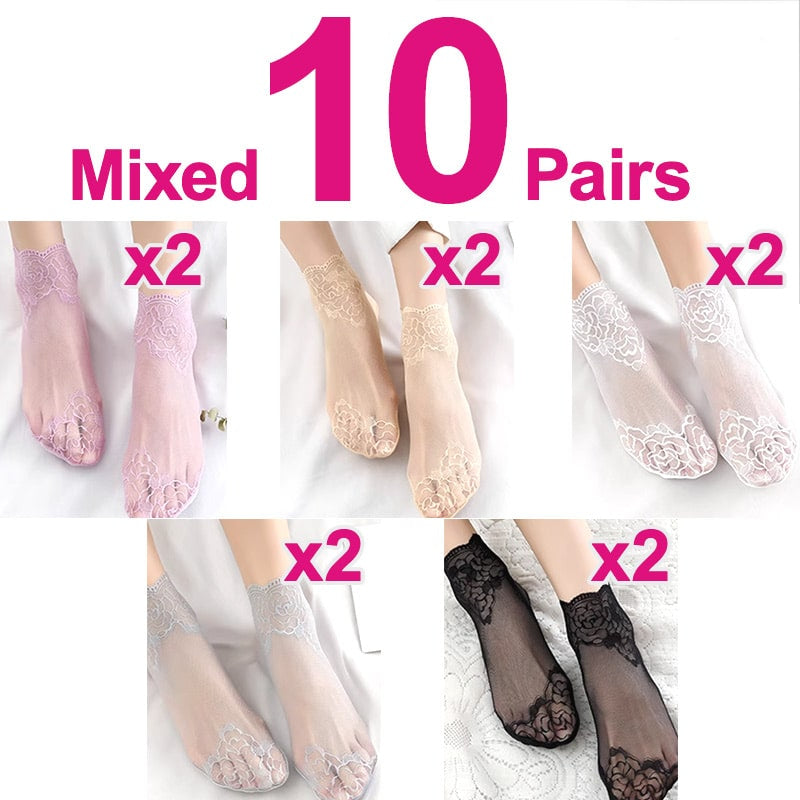 Boat socks with floral border