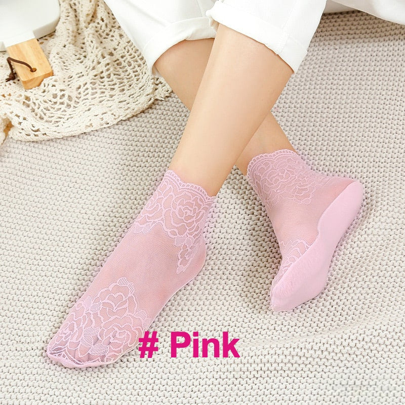 Boat socks with floral border