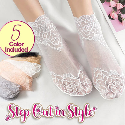 Boat socks with floral border